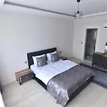 Nora 아파트호텔 트라존