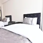 Nora 아파트호텔 트라존