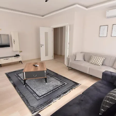 Aparthotel Nora *